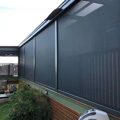 電動(dòng)防風(fēng)簾